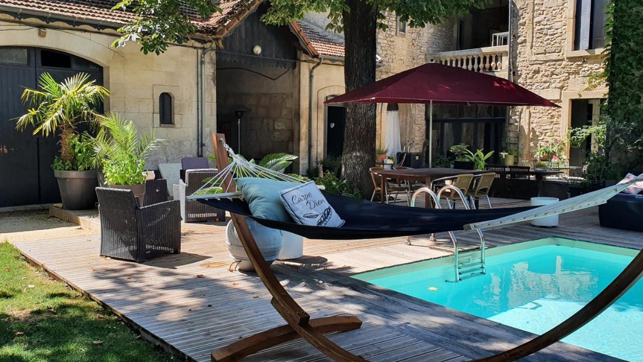 Le 4 Feuilles En.Camargue Hotel Bernis Kültér fotó